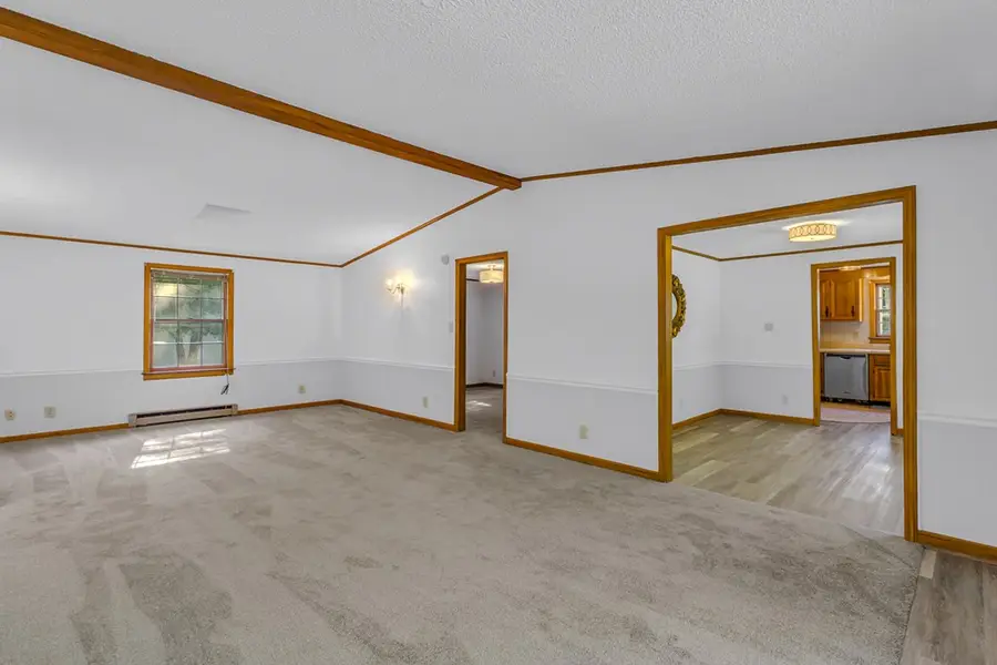 563 Coach Point Road, Hartfield, VA 23071 - Image #3