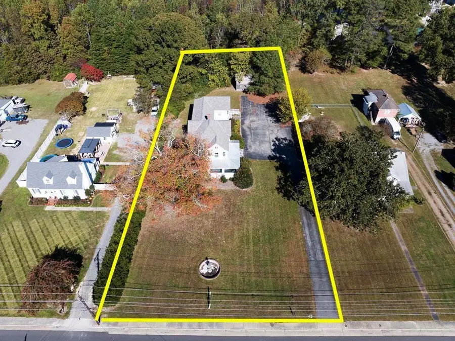 200 Irvington Road, Kilmarnock, VA 22482 - Image #2