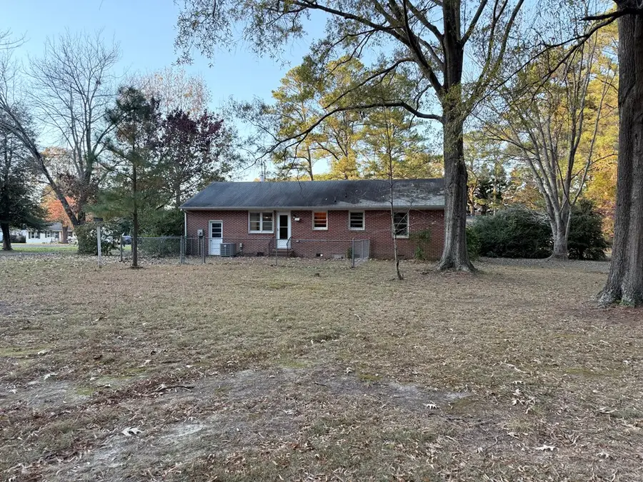 162 Hatton Avenue, Kilmarnock, VA 22482 - Image #3