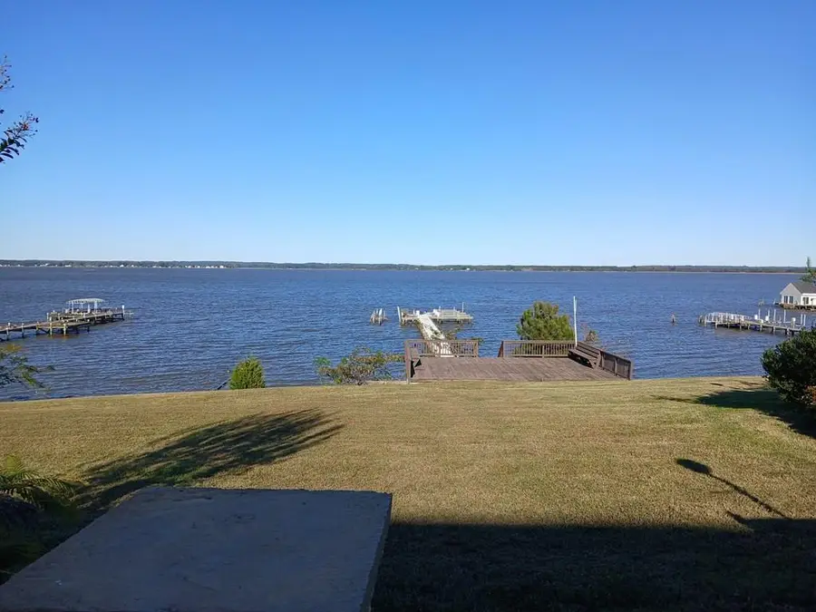 393 Daingerfield Road, Tappahannock, VA 22560 - Image #2