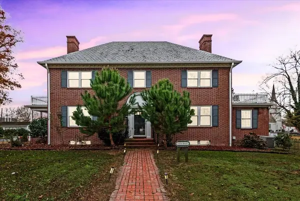 419 S Water Lane, , VA 22560