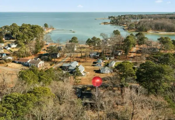 128 Holly Road, , VA 22473