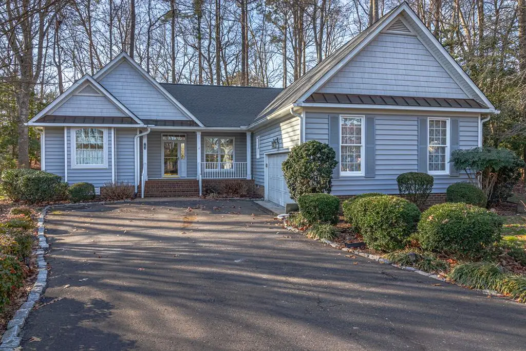 784 Middle Gate, Irvington, VA 22480 - Image #1