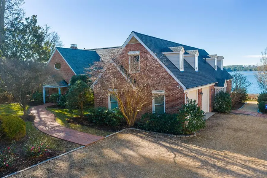 979 Twiggs Ferry Road, Hartfield, VA 23071 - #3