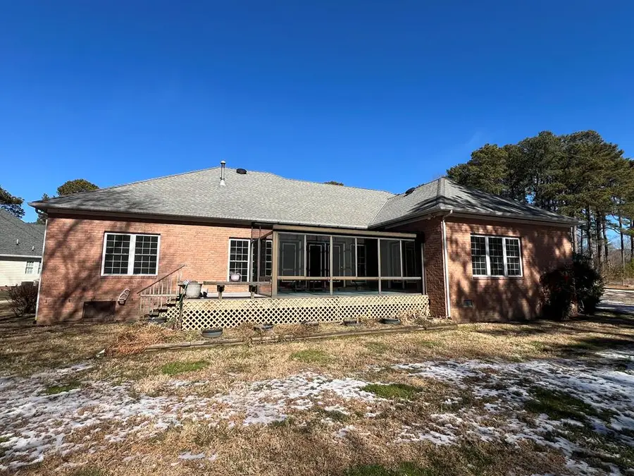 147 Sir Guy Dr, Weems, VA 22576 - #2