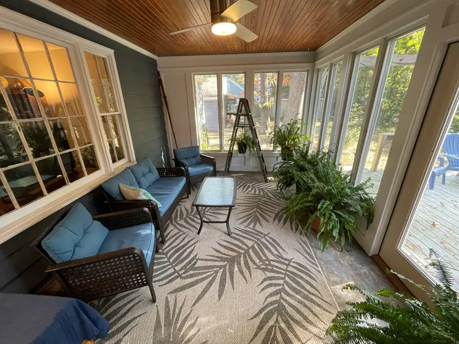 32 Clifton Avenue, Kilmarnock, VA 22482 - #3