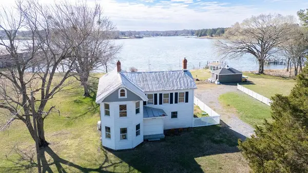 2974 Harryhogan Rd, , VA 22435