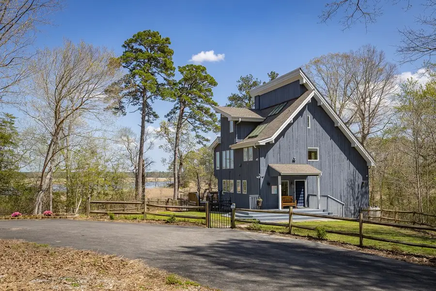 1924 Custis Millpond Rd, West Point, VA 23181 - #2