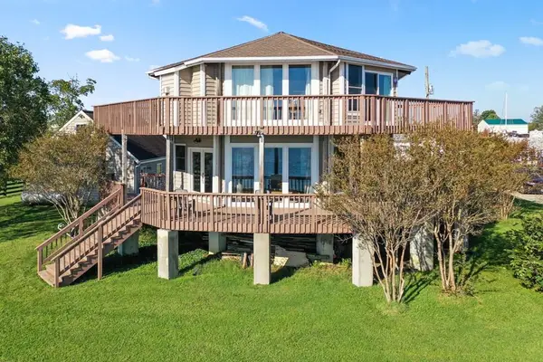 24 River Road, , VA 22511