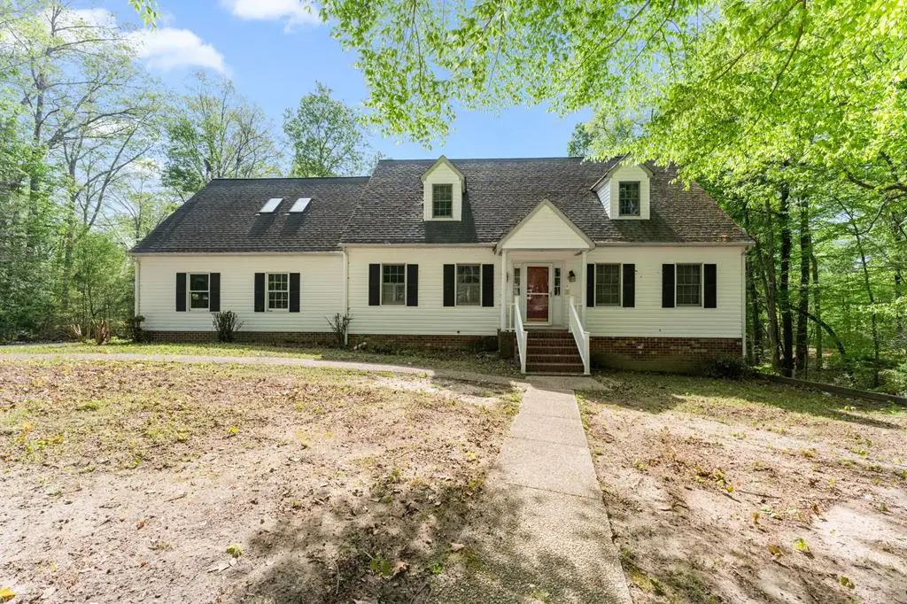 591 Wallace Street, Warsaw, VA 22572 - #1