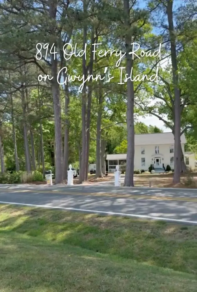 894 Old Ferry Rd, Hudgins, VA 23076 - #1