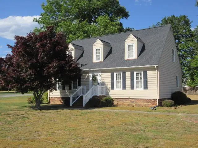 11 Lee Street, Montross, VA 22520 - #1