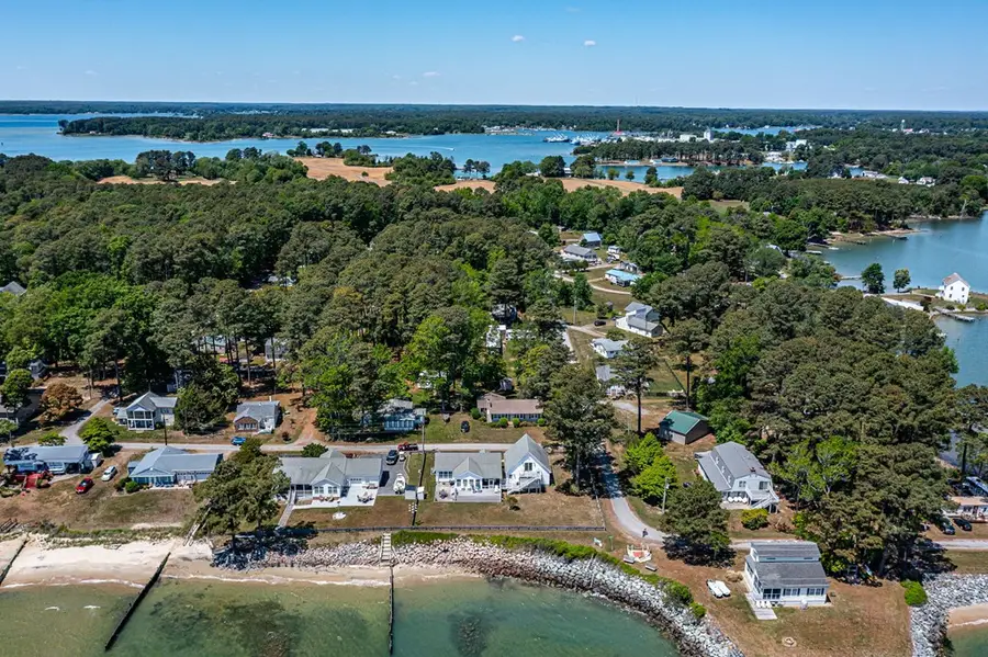 13 Leming Ave, Reedville, VA 22539 - #3