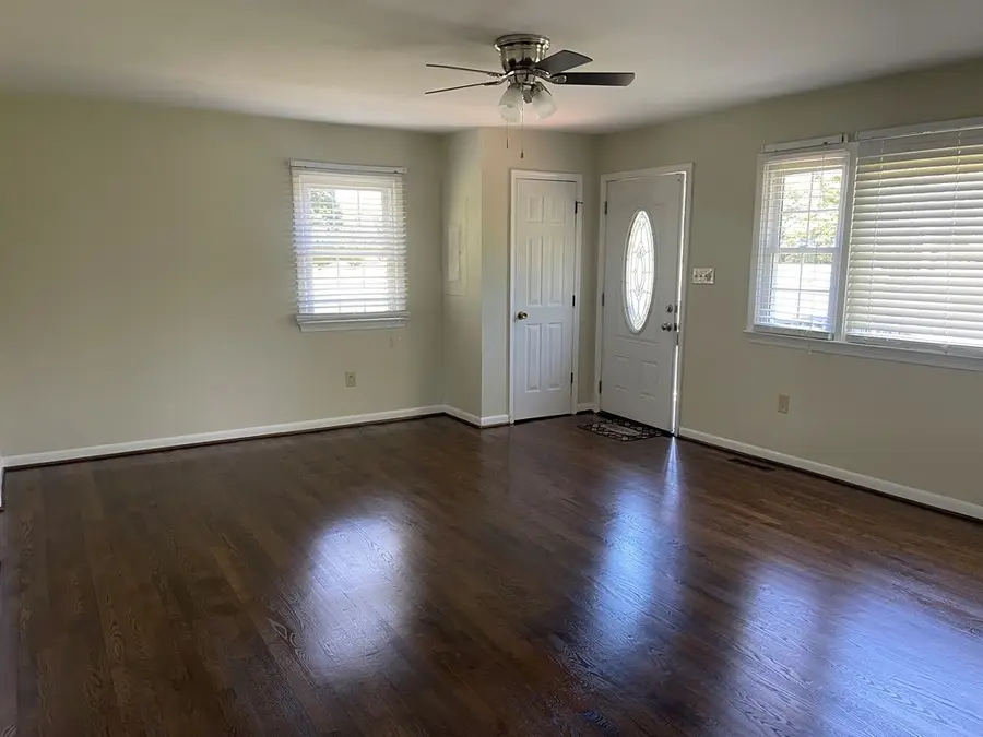 1812 Snyder Rd, Warsaw, VA 22572 - #3