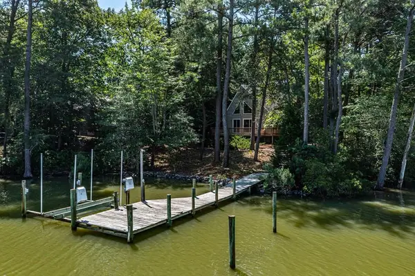 105 Emerald Cove Road, , VA 22539