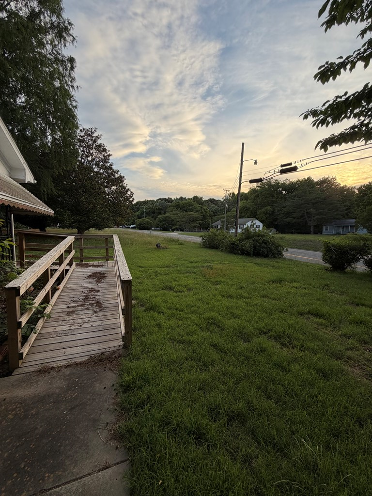 552 Marsh Street, Tappahannock, VA 22560 - #2