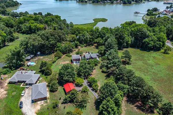 439 Burnt House Point Road, , VA 22443