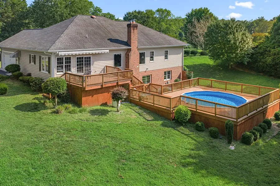 29 Bobwhite Lane, Locust Hill, VA 23092 - #3