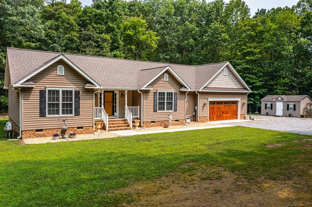 5893 Crany Creek Dr, Gloucester, VA 23061 - #1