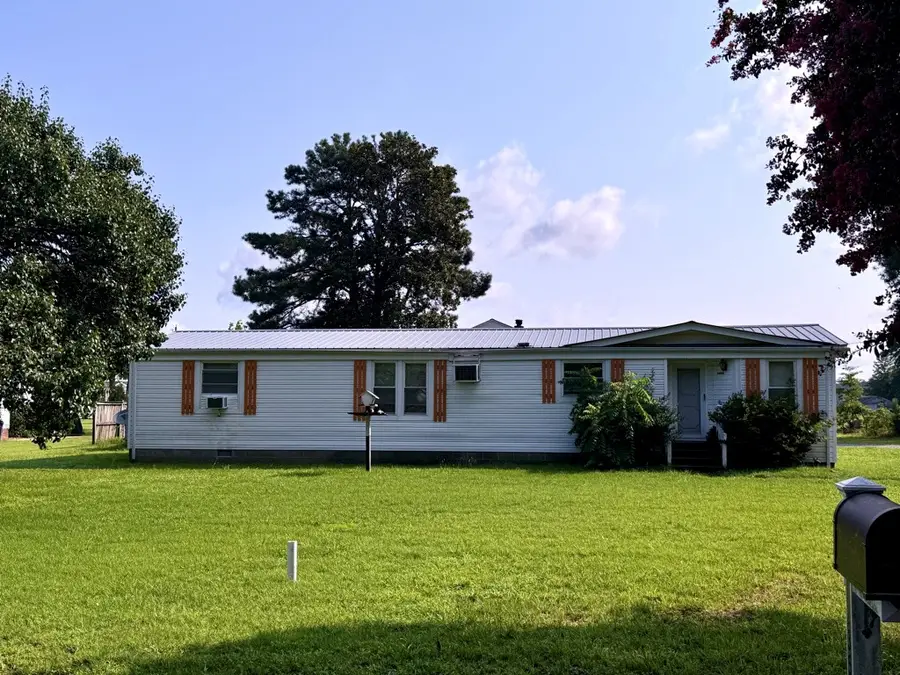 12354 Harcum Rd, Petsworth, VA 23061 - #2