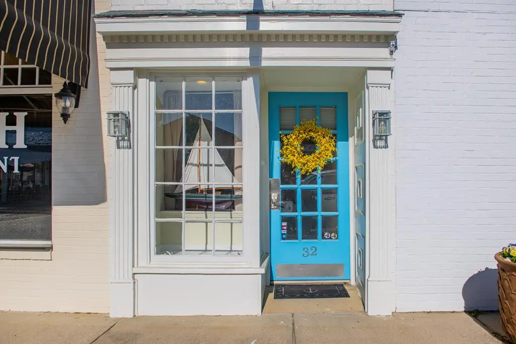 32 Main Street N, Kilmarnock, VA 22482 - #1