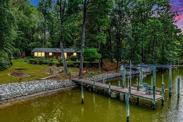 818 Forest Green Road, , VA 22539
