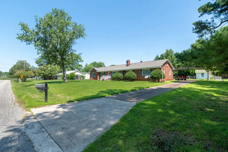 3309 Guinea Cir, Hayes, VA 23072 - #2