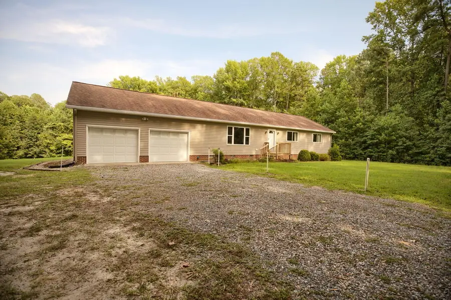 8281 Roaring Springs Rd, Ware, VA 23061 - #3