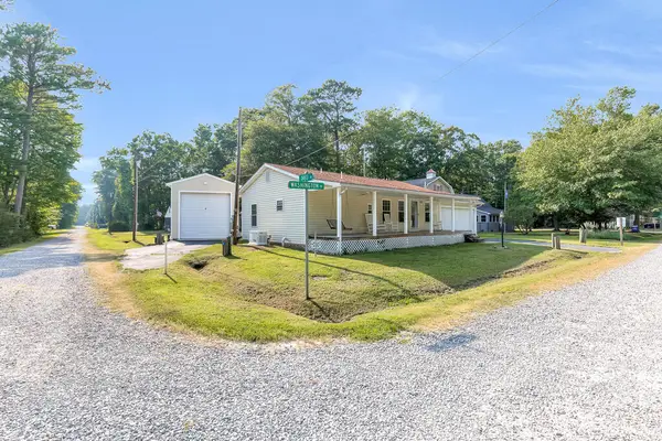 123 Davis Drive, , VA 22539