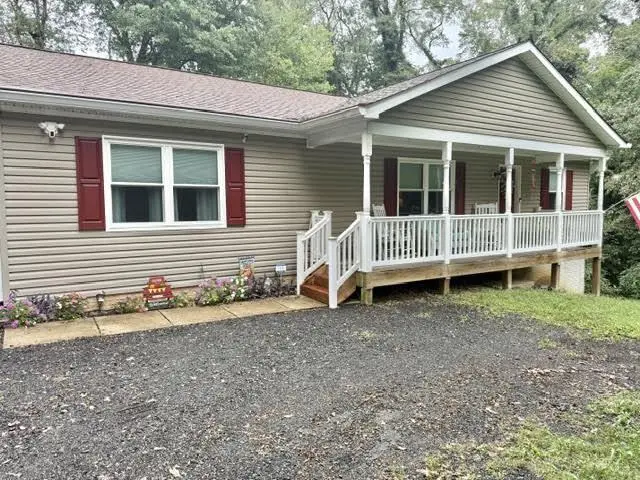 10231 Roosevelt Dr, King George, VA 22485 - #3