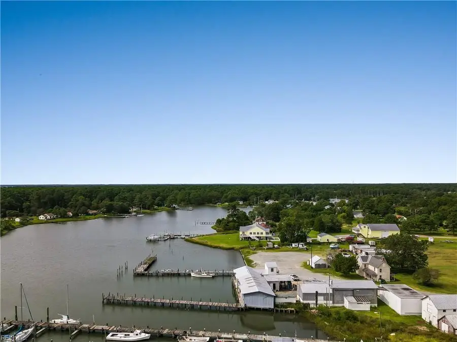 9662 Ban Road, Hayes, VA 23072 - Image #2