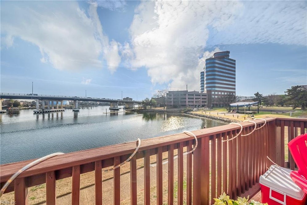 138 Mill Point Drive, Hampton, VA 23669 ERA