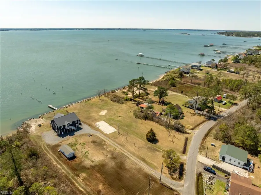 1754 Jenkins Neck Road, Hayes, VA 23072 - Image #3