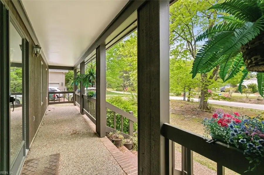 107 Brokenbridge Road, Yorktown, VA 23692 - Image #3