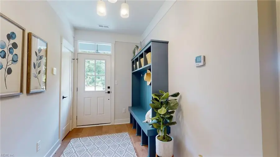 917 Jennings Ln, Chesapeake, VA 23322 - Image #3