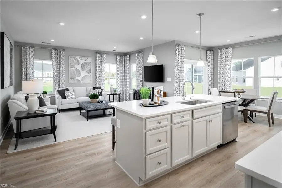 2109 Mainsail Drive, Carrollton, VA 23314 - Image #2