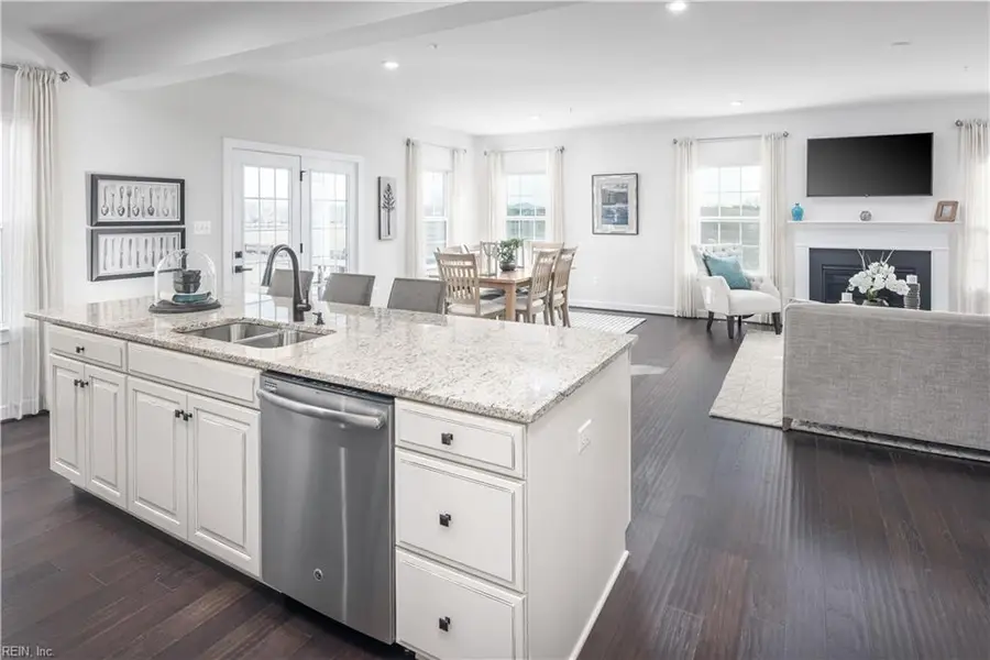 1516 Bogue Street, Chesapeake, VA 23322 - Image #2