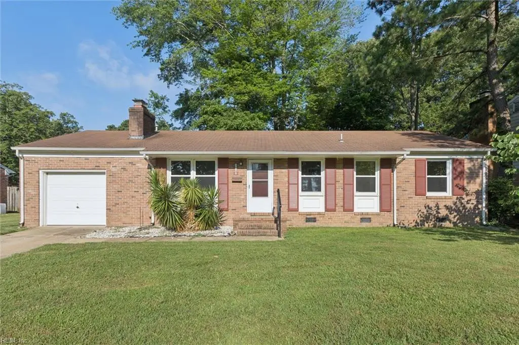 881 Clemson Drive, Newport News, VA 23608 - Image #1