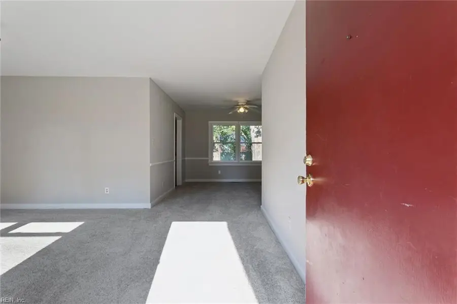 881 Clemson Drive, Newport News, VA 23608 - Image #3