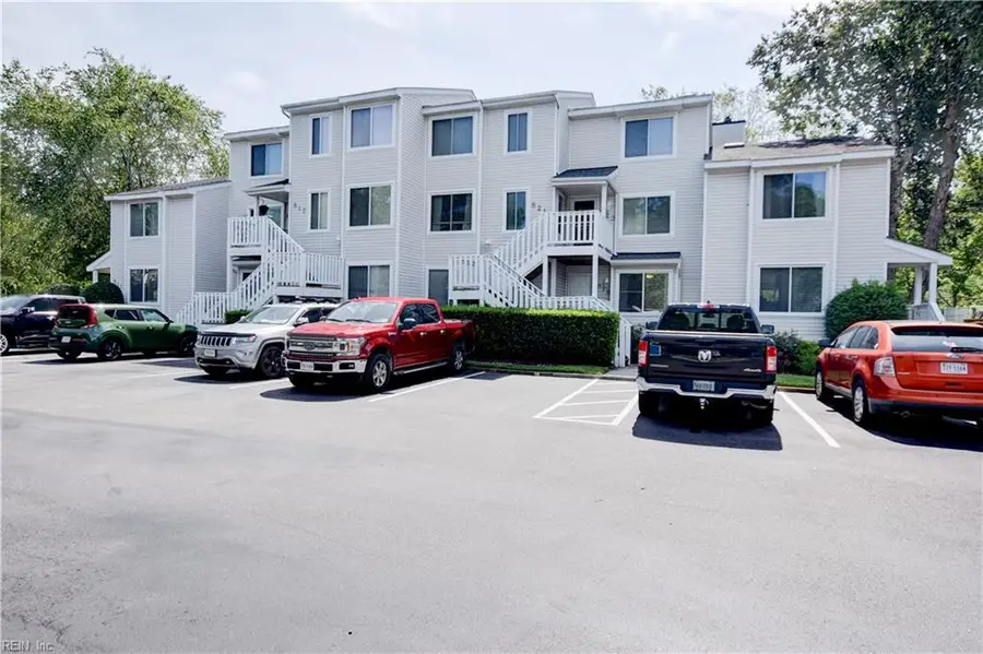 819 Seawinds Lane, Virginia Beach, VA 23451 - Image #3