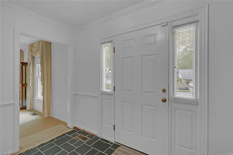 305 Burgh Westra Drive, Hampton, VA 23663 - Image #3