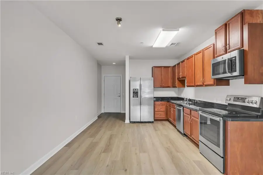 801 Poindexter Street #314, Chesapeake, VA 23324 - Image #2