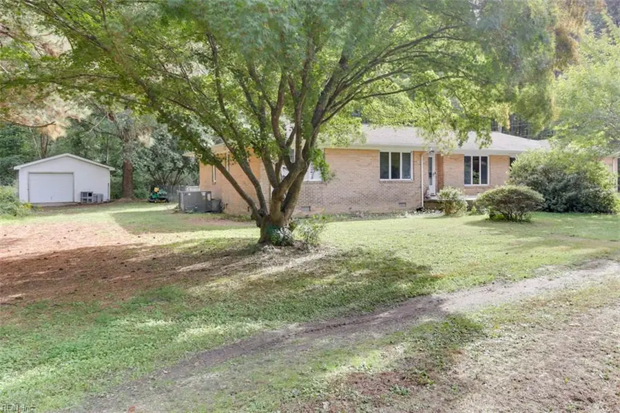 6822 Enfield Road, Gloucester, VA 23061 - Image #3