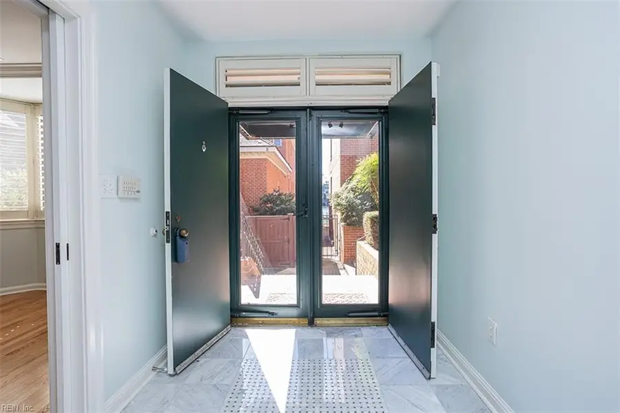 421 W Bute Street #203, Norfolk, VA 23510 - Image #2