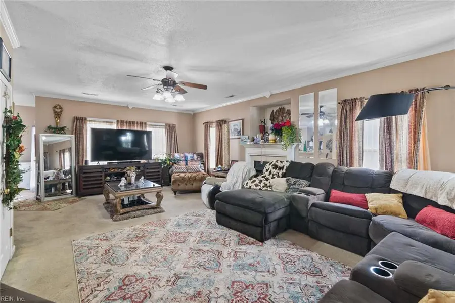 7 Elizabeth Road, Hampton, VA 23669 - Image #2