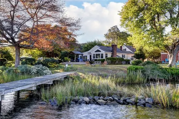 2086 Riverwalk Lane, Hayes, VA 23072