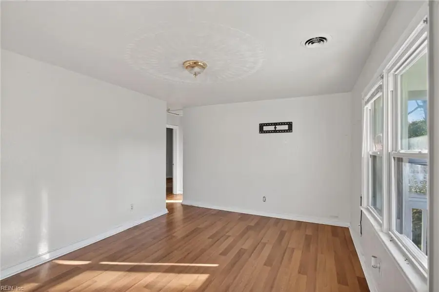 1554 N King Street, Hampton, VA 23669 - Image #2