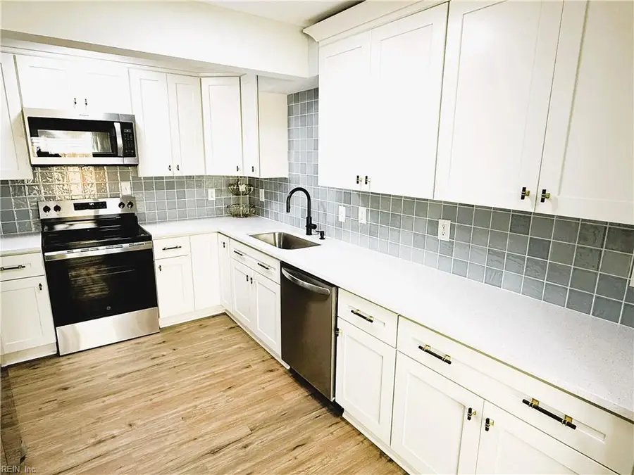 4123 Eastham Road, Virginia Beach, VA 23453 - Image #2