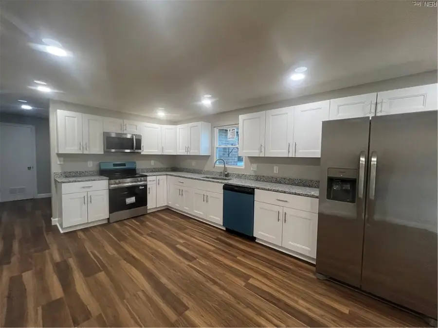 400 Kay Rd Road, Portsmouth, VA 23701 - Image #3