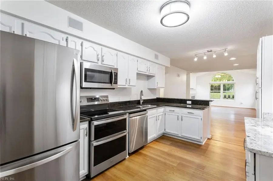 216 Timberline Loop, Yorktown, VA 23692 - Image #2